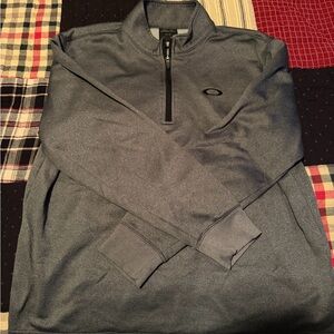 Oakley Men’s Medium M Gray 1/4 Zip Pullover Jacket Golf Work Exercise